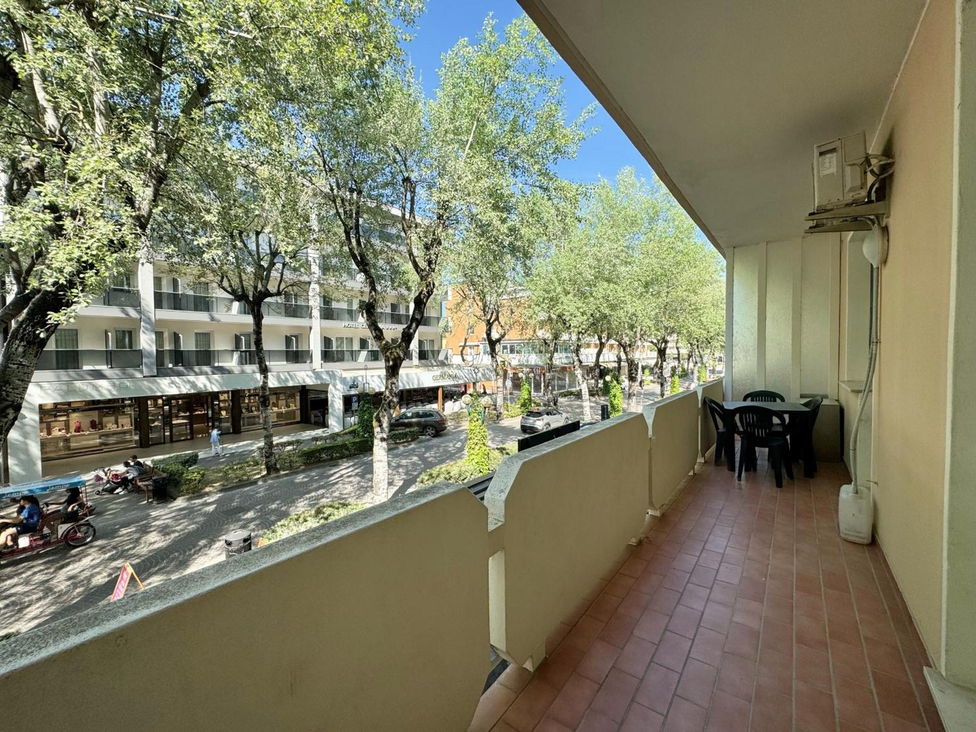 Condominio Bussola بيبيوني المظهر الخارجي الصورة